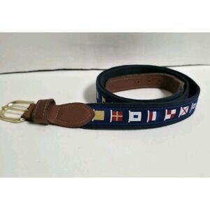 West Marine Code Flags Ribbon Navy Blue USA Mens 46 Belt
